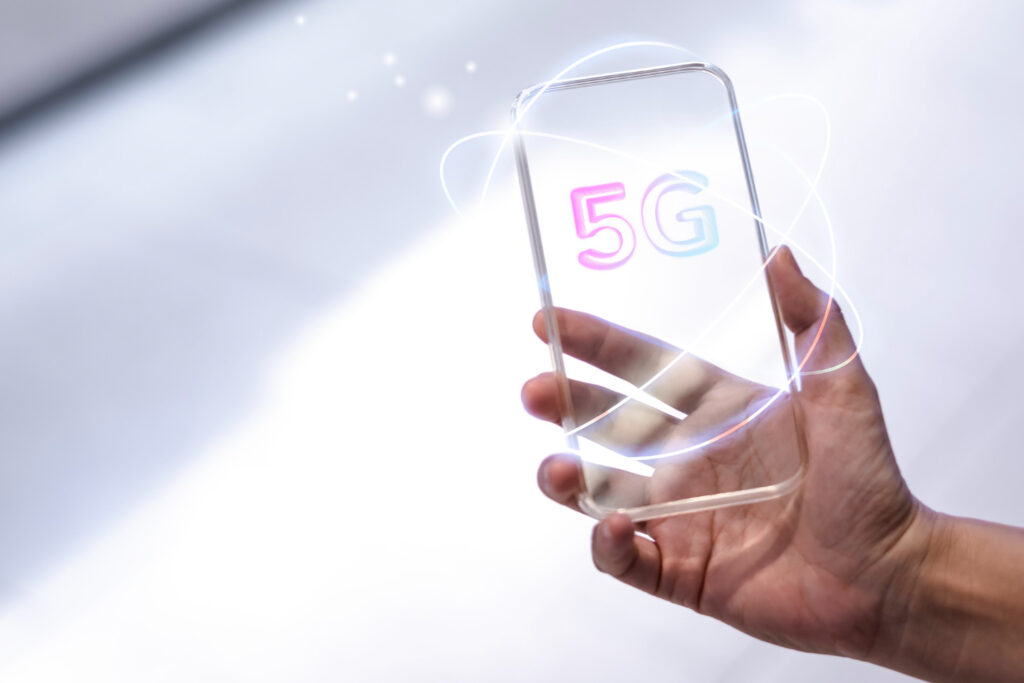 El sector de las telecos se anima. Eurona consigue €45M para desarrollar el 5G y EQT compra Adamo Telecom.